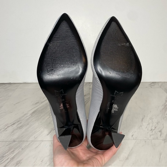 Marc Fisher Umair Gray Pointy Toe Heeled Bootie 8 1/2 M - Picture 14 of 15